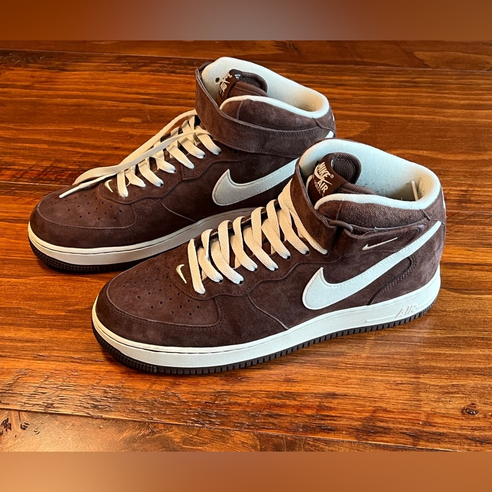 Nike Air Force Men’s suede shoes, size 10.5, Excellent Condition!
